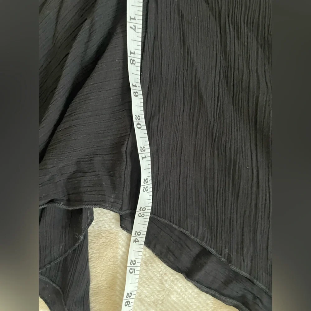 NWT Daisy Fuentes Black Asymmetrical Skirt